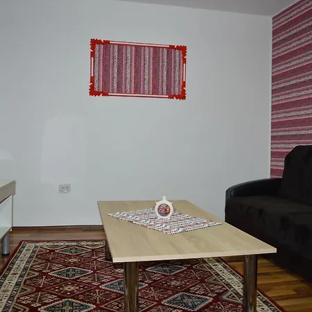 In Апартаменти